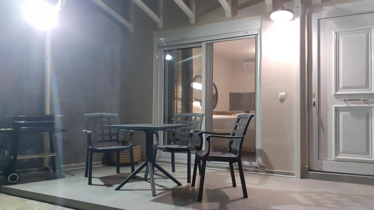 Giannis Appartement Galatás Buitenkant foto