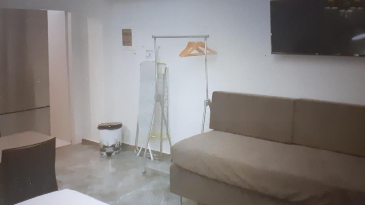 Giannis Appartement Galatás Buitenkant foto